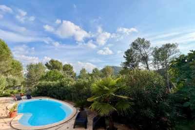 Maison &agrave; vendre &agrave; immobilier LA DESTROUSSE  - 6 pi&egrave;ces - 181 m&sup2; 