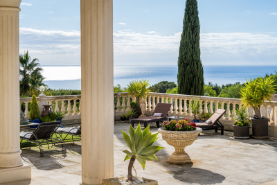 Maison &agrave; vendre &agrave; LA CIOTAT  - 10 pi&egrave;ces - 337 m&sup2; 