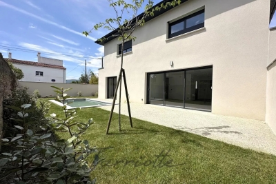 Maison &agrave; vendre &agrave; MONTÉLIMAR  - 5 pi&egrave;ces - 131 m&sup2; 