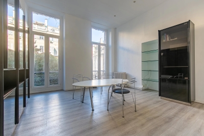 Commerce &agrave; vendre &agrave; MARSEILLE 6EME   - 210 m&sup2; 