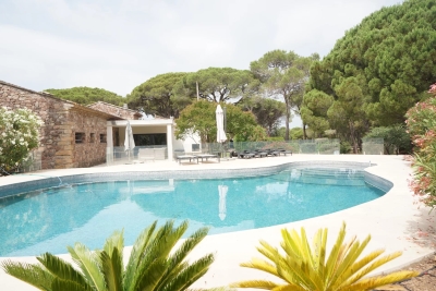 Maison &agrave; vendre &agrave; PUGET-SUR-ARGENS  - 5 pi&egrave;ces - 300 m&sup2; 