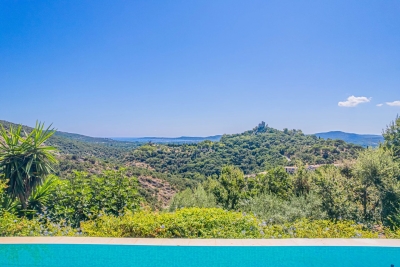 Maison &agrave; vendre maison terrasse vieux village 