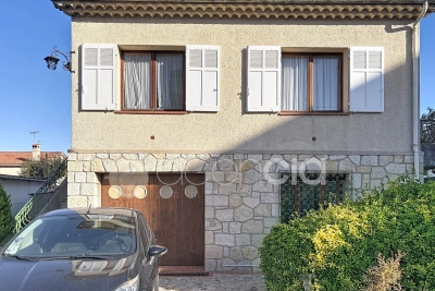 Maison &agrave; vendre &agrave; CANNES  - 7 pi&egrave;ces - 180 m&sup2; 