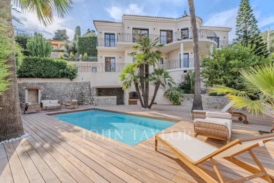 Maison &agrave; vendre &agrave; ROQUEBRUNE-CAP-MARTIN   - 240 m&sup2; 