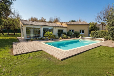 Maison &agrave; vendre &agrave; MOLLANS SUR OUVEZE  - 5 pi&egrave;ces - 150 m&sup2; 