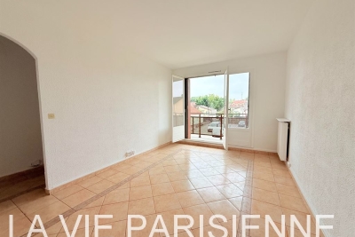 Appartement &agrave; louer &agrave; STAINS  - 3 pi&egrave;ces - 54 m&sup2; 