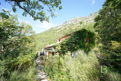 Maison &agrave; vendre 6 gites 