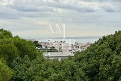 Appartement &agrave; vendre &agrave; CANNES Montfleury - 6 pi&egrave;ces - 174 m&sup2; 