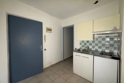 Appartement &agrave; vendre &agrave; CHÂTEAUNEUF-DU-RHÔNE  - 1 pi&egrave;ces - 15 m&sup2; 