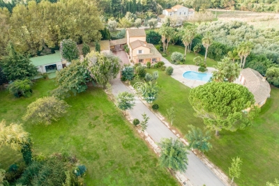 Maison &agrave; vendre &agrave; PERPIGNAN  - 8 pi&egrave;ces - 322 m&sup2; 