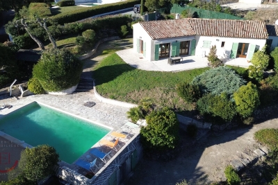 Maison &agrave; vendre &agrave; LES ADRETS-DE-L'ESTÉREL  - 4 pi&egrave;ces - 112 m&sup2; 