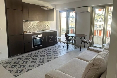 Appartement &agrave; louer &agrave; NICE Pasteur - 2 pi&egrave;ces - 43 m&sup2; 