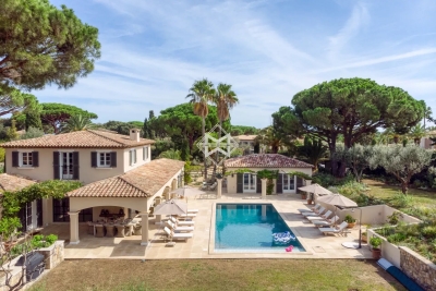 Villa à Saint-Tropez &agrave; louer à partir de 52 000 € / semaine, Photo 2
