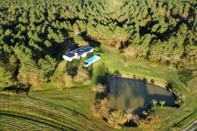 Maison &agrave; vendre &agrave; ST-LAURENT-MEDOC  - 6 pi&egrave;ces - 181 m&sup2; 