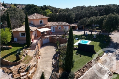 Maison &agrave; vendre &agrave; UZÈS  - 5 pi&egrave;ces - 183 m&sup2; 
