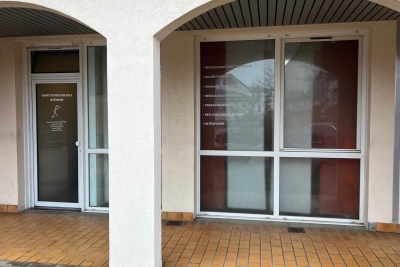 Commerce &agrave; louer &agrave; LA TOUR-DE-SALVAGNY   - 133 m&sup2; 