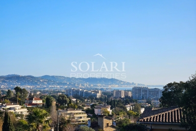 Apartment for sale in MANDELIEU-LA-NAPOULE  - 3 rooms - 76 m&sup2; 