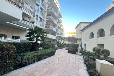 Apartment for sale in ANTIBES  - 3 rooms - 72 m&sup2; 