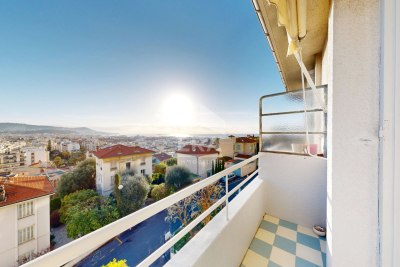Apartment for sale in NICE  - 2 rooms - 47 m&sup2; 