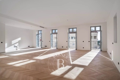 Apartment for sale in CANNES  - 4 rooms - 156 m&sup2; 