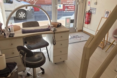 Commerce &agrave; vendre &agrave; ST-LAURENT-DU-VAR Centre - 2 pi&egrave;ces - 25 m&sup2; 