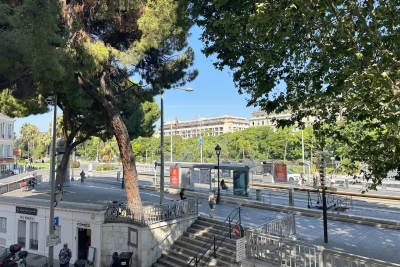 Apartment for sale in NICE  - 2 rooms - 47 m&sup2; 