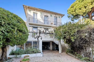 House for sale in CANNES  - 5 rooms - 117 m&sup2; 