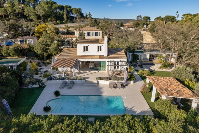 Maison &agrave; vendre &agrave; LE PLAN-DE-LA-TOUR  - 4 pi&egrave;ces - 170 m&sup2; 