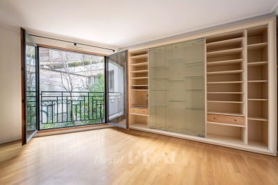 Appartement &agrave; vendre &agrave; PARIS 7EME Saint-Thomas d'Aquin 7 - 4 pi&egrave;ces - 101 m&sup2; 