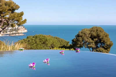 House to rent in EZE  - 5 rooms - 120 m&sup2; 