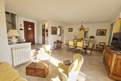 Maison &agrave; vendre &agrave; LA COLLE-SUR-LOUP  - 4 pi&egrave;ces - 110 m&sup2; 