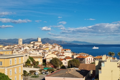 Appartement &agrave; vendre &agrave; ANTIBES  - 4 pi&egrave;ces - 95 m&sup2; 
