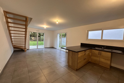 Maison &agrave; vendre &agrave; BATZ-SUR-MER  - 4 pi&egrave;ces - 90 m&sup2; 