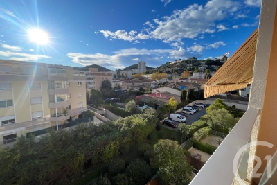 Appartement &agrave; vendre &agrave; VALLAURIS  - 2 pi&egrave;ces - 44 m&sup2; 