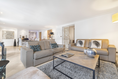 Appartement &agrave; vendre &agrave; PARIS 8EME  - 4 pi&egrave;ces - 95 m&sup2; 