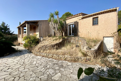 Maison &agrave; vendre &agrave; ST-RAPHAËL  - 4 pi&egrave;ces - 96 m&sup2; 