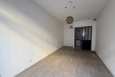 Commercial real estate for sale in VENCE  - 1 rooms - 26 m&sup2; 