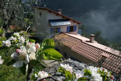 Maison &agrave; vendre &agrave; BREIL-SUR-ROYA  - 6 pi&egrave;ces - 114 m&sup2; 