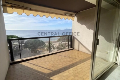 Apartment for sale in ANTIBES  - 2 rooms - 59 m&sup2; 