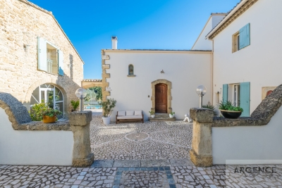 Maison &agrave; vendre &agrave; AIGUES-VIVES  - 11 pi&egrave;ces - 380 m&sup2; 