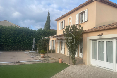 Maison &agrave; vendre &agrave; GRAVESON  - 6 pi&egrave;ces - 122 m&sup2; 