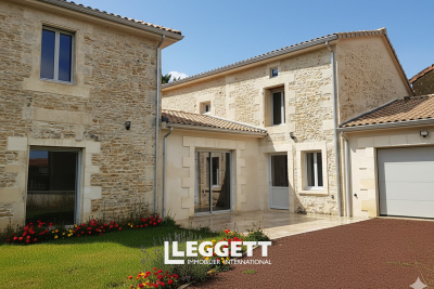 Maison &agrave; vendre maison terrasse les pins 