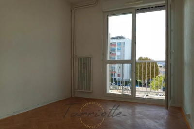 Appartement &agrave; vendre &agrave; MONTÉLIMAR  - 3 pi&egrave;ces - 55 m&sup2; 