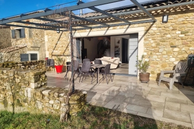 Maison &agrave; vendre &agrave; LA-BÉGUDE-DE-MAZENC  - 6 pi&egrave;ces - 165 m&sup2; 