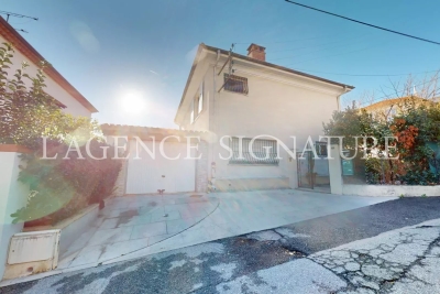 Maison &agrave; vendre &agrave; ST-LAURENT-DU-VAR  - 6 pi&egrave;ces - 150 m&sup2; 