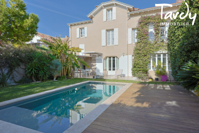 Maison &agrave; vendre &agrave; MARSEILLE 7EME  - 7 pi&egrave;ces - 250 m&sup2; 