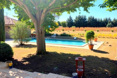 Maison &agrave; vendre &agrave; MOLLÉGÈS  - 8 pi&egrave;ces - 250 m&sup2; 