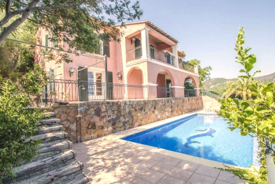 Maison &agrave; vendre &agrave; AGAY  - 6 pi&egrave;ces - 225 m&sup2; 