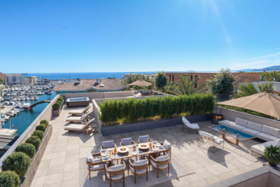 Appartement &agrave; vendre &agrave; FRÉJUS  - 5 pi&egrave;ces - 159 m&sup2; 