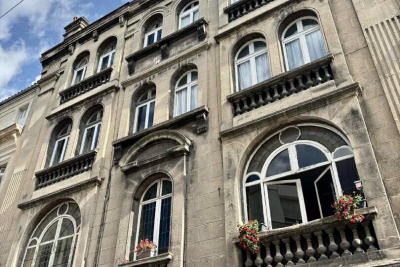 Commerce &agrave; vendre &agrave; BORDEAUX  - 2 pi&egrave;ces - 80 m&sup2; 